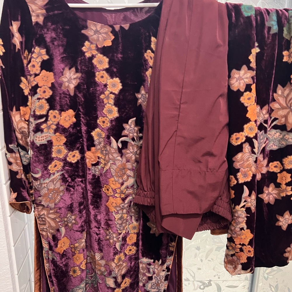 Floral Velvet Dress - image 2